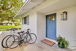 815 Club Dr, Palm Beach Gardens, FL 33418 - Photo 13