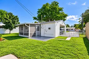 4821 SW 18th St, Fort Lauderdale, FL 33317 - Photo 13