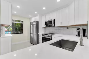 7320 Amberly Ln, Delray Beach, FL 33446 - Photo 7