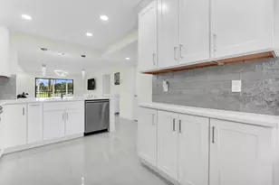 7320 Amberly Ln, Delray Beach, FL 33446 - Photo 5