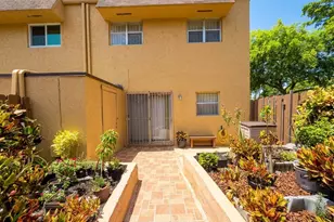 5846 Blueberry Ct, Lauderhill, FL 33313 - Photo 9