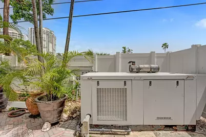 827 SE 2nd Court, Fort Lauderdale, FL 33301 - Photo 27