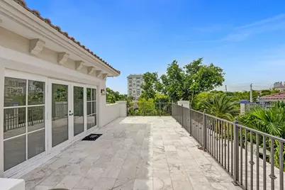 827 SE 2nd Court, Fort Lauderdale, FL 33301 - Photo 7