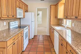 336 Tequesta Dr, Jupiter, FL 33469 - Photo 9
