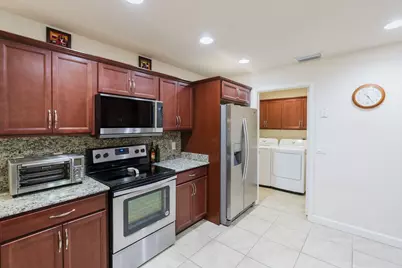 2 S Granada Lane, Port Saint Lucie, FL 34952 - Photo 9