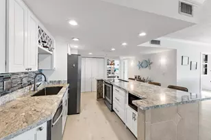 5440 N Ocean Dr, Singer Island, FL 33404 - Photo 7
