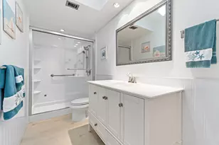 5440 N Ocean Dr, Singer Island, FL 33404 - Photo 29