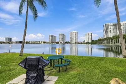 18181 NE 31st Court #804, Aventura, FL 33160 - Photo 41