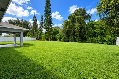 1749 SE Vesthaven Court, Port Saint Lucie, FL 34952 - Photo 33