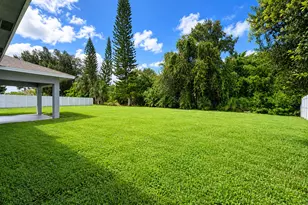 1749 SE Vesthaven Ct, Port Saint Lucie, FL 34952 - Photo 33