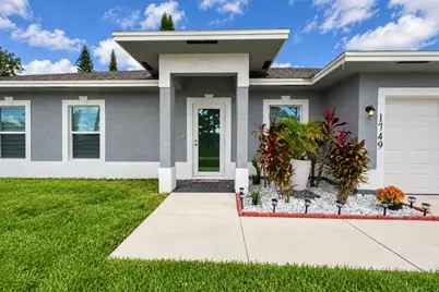 1749 SE Vesthaven Court, Port Saint Lucie, FL 34952 - Photo 5