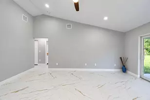 1749 SE Vesthaven Ct, Port Saint Lucie, FL 34952 - Photo 15