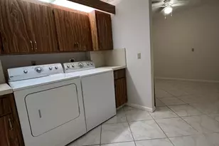 3516 Whitehall Dr, West Palm Beach, FL 33401 - Photo 13