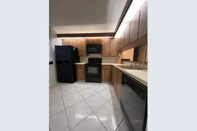 3516 Whitehall Drive #106, West Palm Beach, FL 33401 - Photo 3