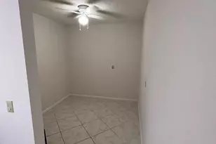 3516 Whitehall Dr, West Palm Beach, FL 33401 - Photo 15