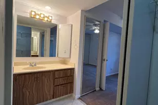 3516 Whitehall Dr, West Palm Beach, FL 33401 - Photo 9