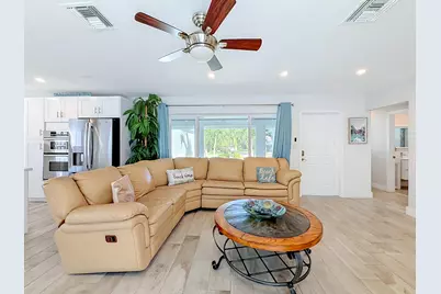 238 Corsair Avenue, Lauderdale by the Sea, FL 33308 - Photo 11