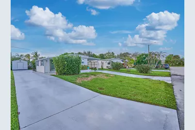 8421 SE Skylark Avenue, Hobe Sound, FL 33455 - Photo 39