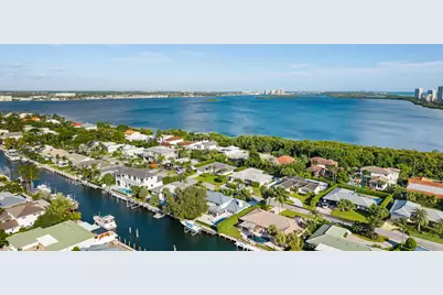 1231 Gulfstream Way, Singer Island, FL 33404 - Photo 31