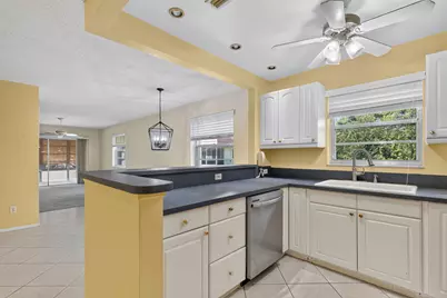 1225 NW 21st Street #32-3208, Stuart, FL 34994 - Photo 9