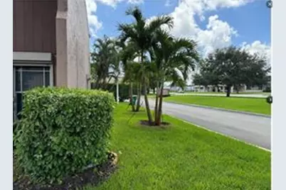 25 Laredo Place, Davie, FL 33324 - Photo 15