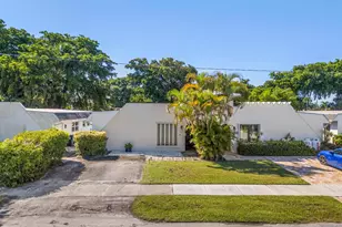 820 SW 12th Pl, Fort Lauderdale, FL 33315 - Photo 37