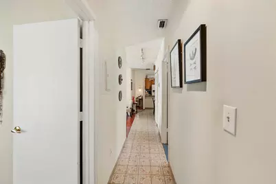 820 SW 12th Place, Fort Lauderdale, FL 33315 - Photo 11