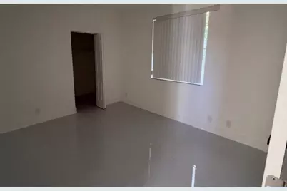 1260 Ginger Circle, Weston, FL 33326 - Photo 9