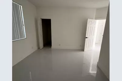 1260 Ginger Circle, Weston, FL 33326 - Photo 5