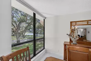5344 Woodland Lakes Dr, Palm Beach Gardens, FL 33418 - Photo 25