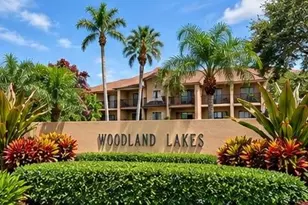 5344 Woodland Lakes Dr, Palm Beach Gardens, FL 33418 - Photo 1