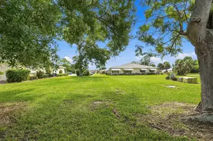 209 Manatee Ln, Fort Pierce, FL 34982 - Photo 19