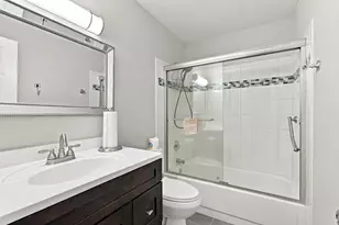 209 Manatee Ln, Fort Pierce, FL 34982 - Photo 15