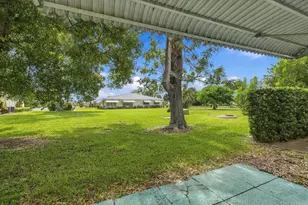 209 Manatee Ln, Fort Pierce, FL 34982 - Photo 17