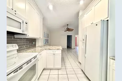 5762 Peachwood Court, Jupiter, FL 33458 - Photo 11