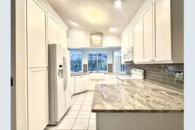 5762 Peachwood Court, Jupiter, FL 33458 - Photo 9