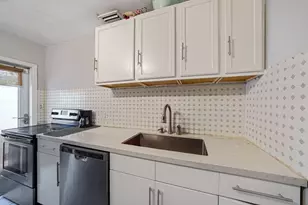 220 NW 42nd St, Oakland Park, FL 33309 - Photo 15