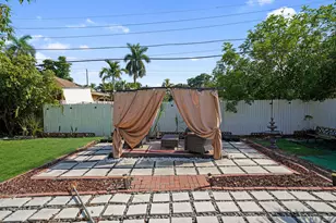 220 NW 42nd St, Oakland Park, FL 33309 - Photo 35