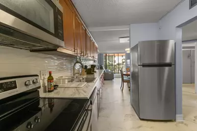 5300 NE 24th Terrace #422C, Fort Lauderdale, FL 33308 - Photo 7