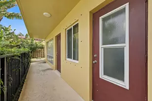 2190 SE 5th St, Pompano Beach, FL 33062 - Photo 5