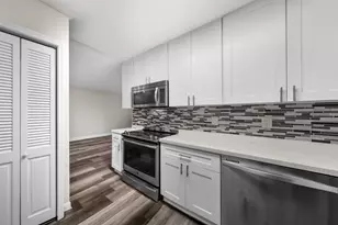 1951 NE 2nd Ave, Wilton Manors, FL 33305 - Photo 3
