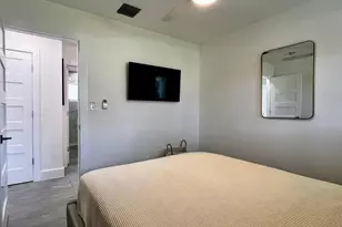 317 NW 26th Ct, Wilton Manors, FL 33311 - Photo 21