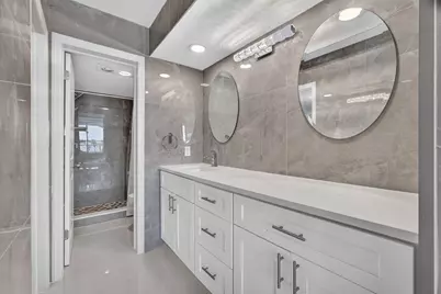 130 Lakeshore #323, North Palm Beach, FL 33408 - Photo 29