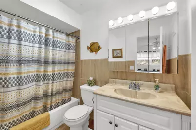 5141 W Oakland Park Boulevard #104, Lauderdale Lakes, FL 33313 - Photo 13