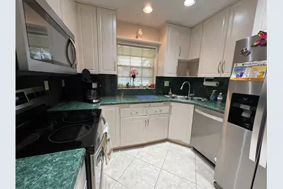 5181 Lakefront Boulevard #A, Delray Beach, FL 33484 - Photo 9
