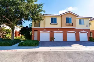 49 SE Sedona Cir, Stuart, FL 34994 - Photo 1