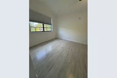 8811 W Sunrise Boulevard, Plantation, FL 33322 - Photo 13