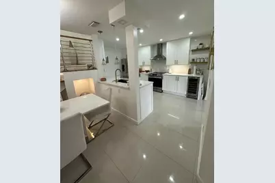 8811 W Sunrise Boulevard, Plantation, FL 33322 - Photo 3