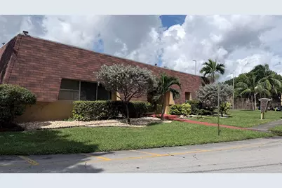 5830 Blueberry Court, Lauderhill, FL 33313 - Photo 5