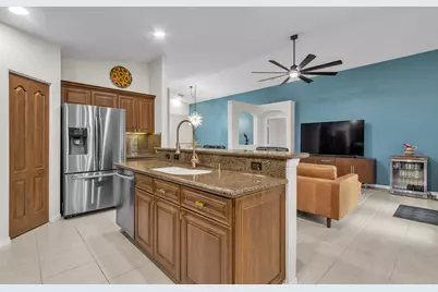 8052 Florenza Drive, Boynton Beach, FL 33472 - Photo 15